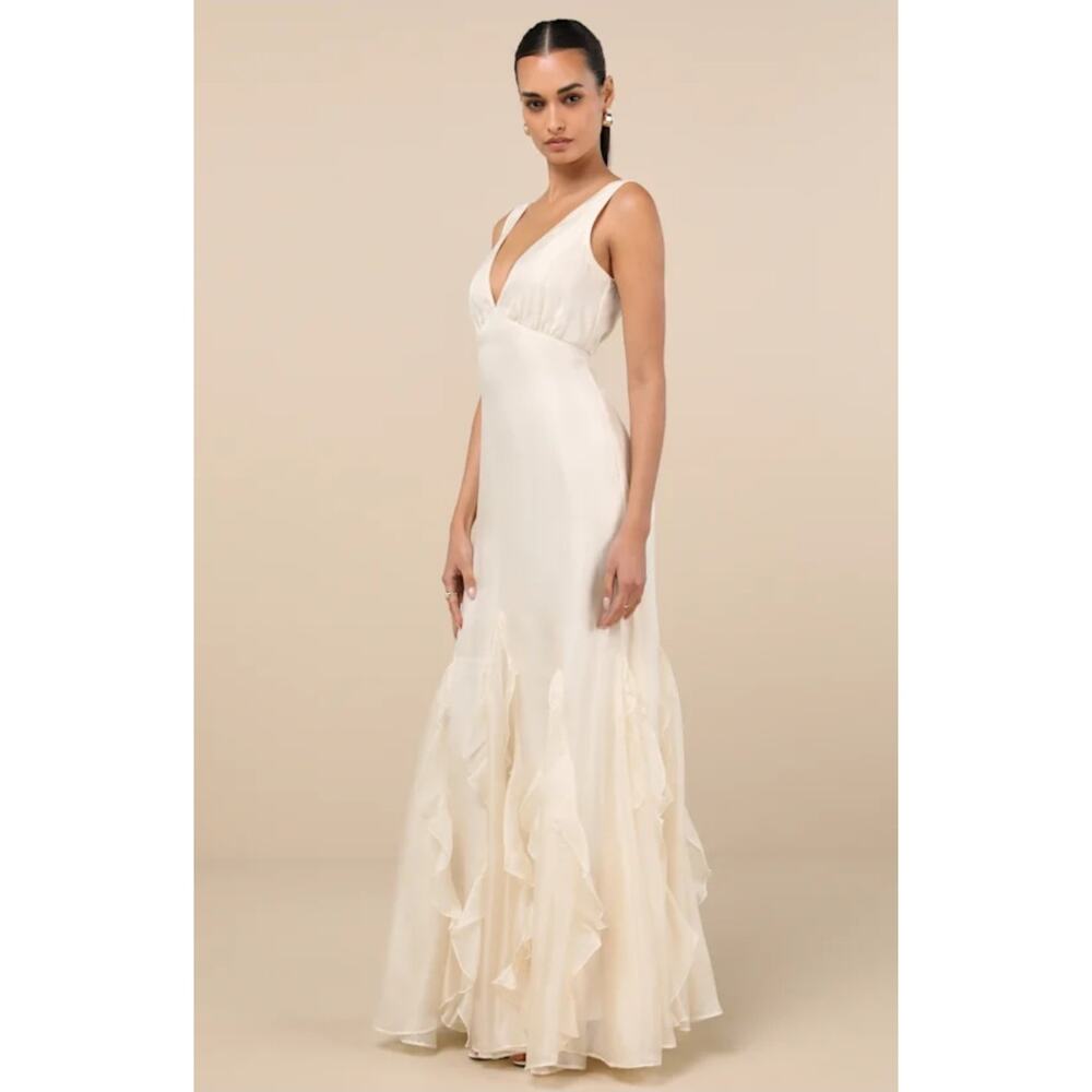NWT Lulus Deluca Ivory Satin Sleeveless Ruffled V-Neck Wedding Maxi Dress Gown M - Picture 5 of 14